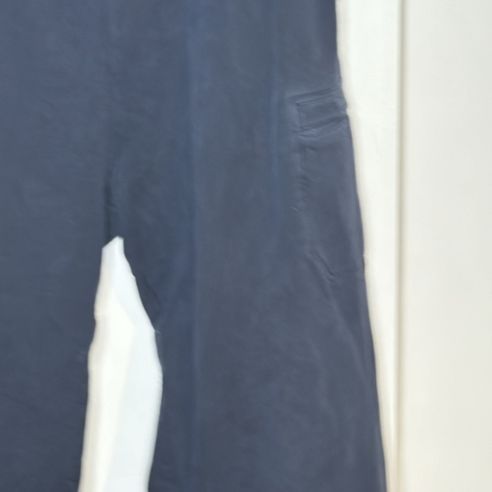 Mens LL Bean, XL Tall, navy blue, cargo sweatpants, errand, Athlesure , worn in - Picture 3 of 10